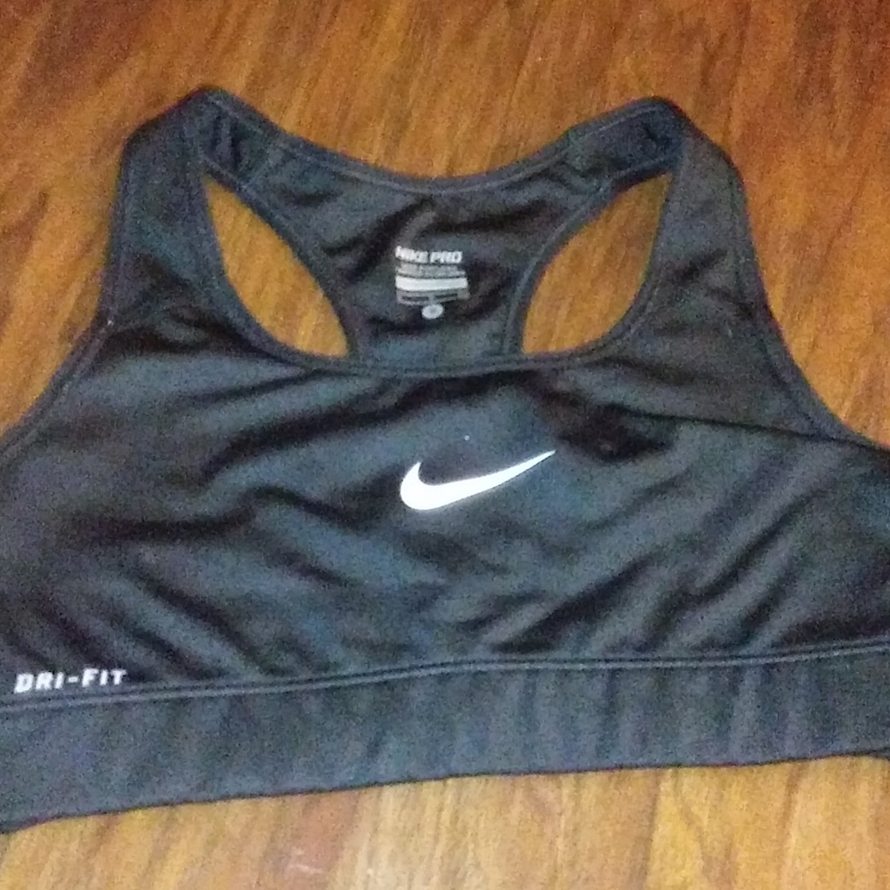Nike sports bra